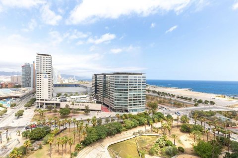 3 bedrooms apartment for sale in Barcelona, Catalonia, Spain № 7614 - photo 8