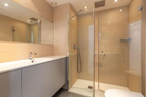 3 bedrooms apartment for sale in Barcelona, Catalonia, Spain № 7614 - photo 24