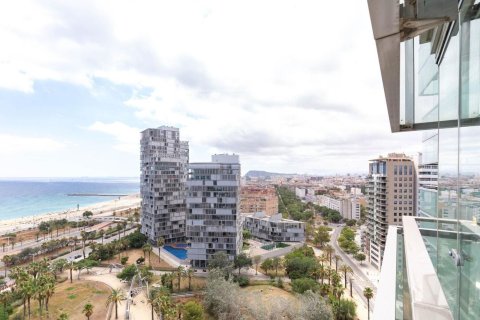 3 bedrooms apartment for sale in Barcelona, Catalonia, Spain № 7614 - photo 13