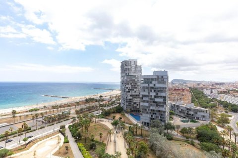 3 bedrooms apartment for sale in Barcelona, Catalonia, Spain № 7614 - photo 9