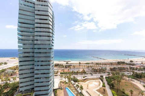 3 bedrooms apartment for sale in Barcelona, Catalonia, Spain № 7614 - photo 6