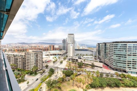 3 bedrooms apartment for sale in Barcelona, Catalonia, Spain № 7614 - photo 14
