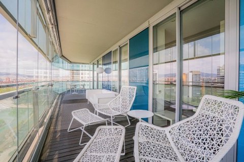 Apartamento de 3 dormitorios en venta en Barcelona, Cataluña, Spain № 7618 - foto 7