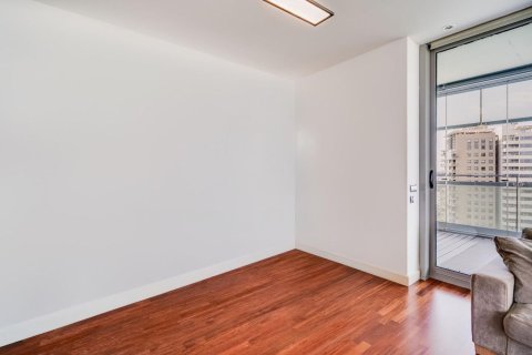 Apartamento de 3 dormitorios en venta en Barcelona, Cataluña, Spain № 7618 - foto 23