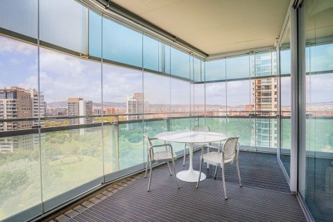 Apartamento de 3 dormitorios en venta en Barcelona, Cataluña, Spain № 7618 - foto 13