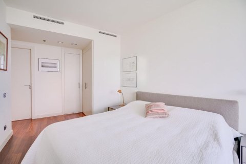 Apartamento de 3 dormitorios en venta en Barcelona, Cataluña, Spain № 7618 - foto 29