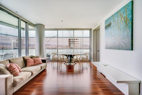 Apartamento de 3 dormitorios en venta en Barcelona, Cataluña, Spain № 7618 - foto 17