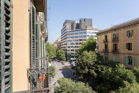 4 bedrooms apartment for sale in Barcelona, Catalonia, Spain № 4501 - photo 28