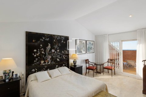 Villa de 7 dormitorios en venta en Vilassar de Dalt, Barcelona, Cataluña, Spain № 4500 - foto 17