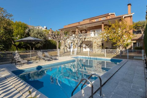 Villa de 7 dormitorios en venta en Vilassar de Dalt, Barcelona, Cataluña, Spain № 4500