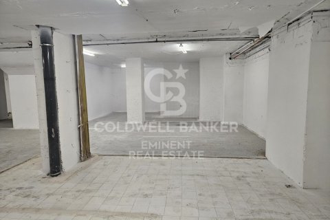 240 sq.m. commercial property for sale in Barcelona, Catalonia, Spain № 5668 - photo 8