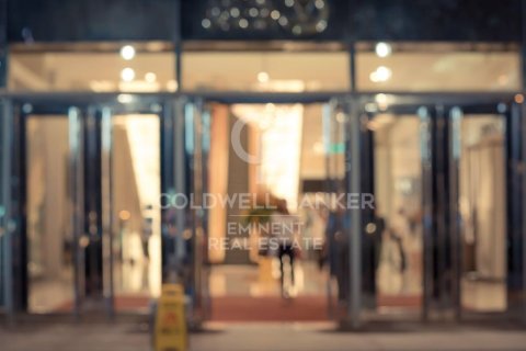 Propiedad comercial de 240 m² en venta en Barcelona, Cataluña, Spain № 5668