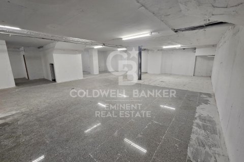 240 sq.m. commercial property for sale in Barcelona, Catalonia, Spain № 5668 - photo 4