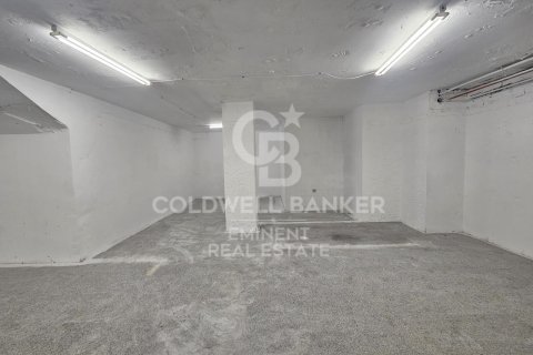 240 sq.m. commercial property for sale in Barcelona, Catalonia, Spain № 5668 - photo 2