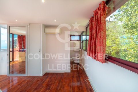 Сasa de 4 dormitorios en venta en Barcelona, Cataluña, Spain № 5665 - foto 27