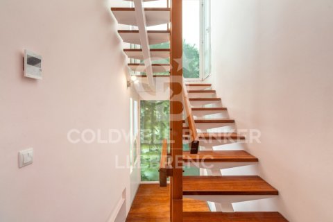 Сasa de 4 dormitorios en venta en Barcelona, Cataluña, Spain № 5665 - foto 25