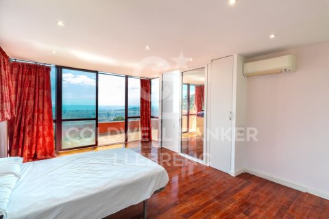 Сasa de 4 dormitorios en venta en Barcelona, Cataluña, Spain № 5665 - foto 18