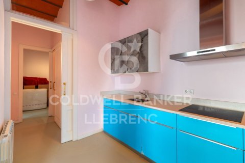 Сasa de 4 dormitorios en venta en Barcelona, Cataluña, Spain № 5665 - foto 15