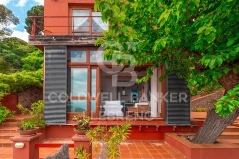 Сasa de 4 dormitorios en venta en Barcelona, Cataluña, Spain № 5665 - foto 9