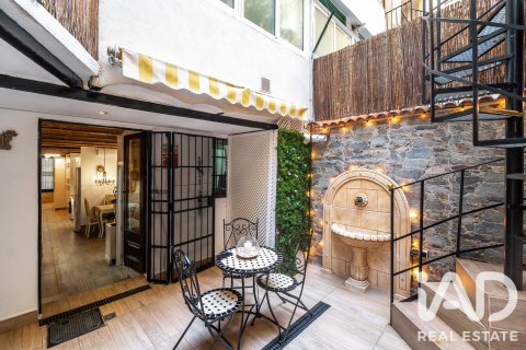 4 bedrooms duplex for sale in Barcelona, Catalonia, Spain № 8937 - photo 22