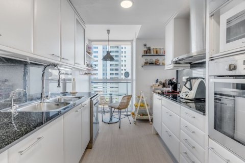 Купить квартиру в Барселона, Испания с 5 комнат, 160м², № 7283 - фото 19