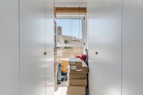 Купить квартиру в Барселона, Испания с 5 комнат, 160м², № 7283 - фото 7