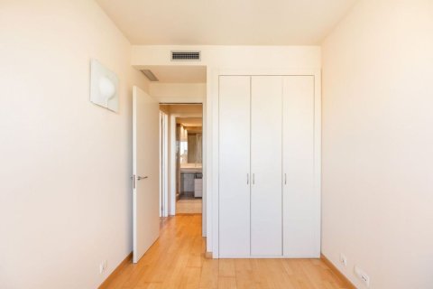 4 bedrooms apartment for sale in Barcelona, Catalonia, Spain № 7282 - photo 3