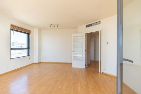 4 bedrooms apartment for sale in Barcelona, Catalonia, Spain № 7282 - photo 21