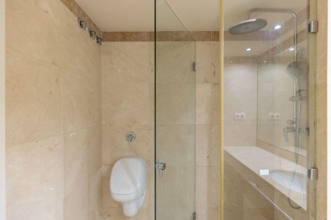 4 bedrooms apartment for sale in Barcelona, Catalonia, Spain № 7282 - photo 9