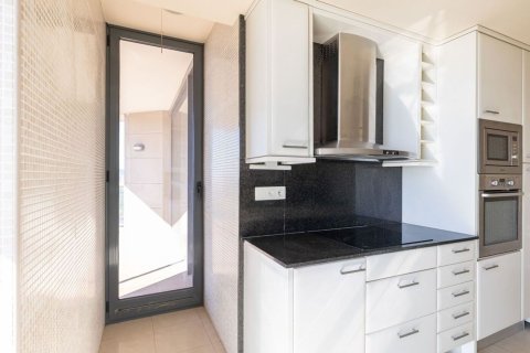 4 bedrooms apartment for sale in Barcelona, Catalonia, Spain № 7282 - photo 16