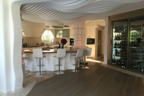 Купить дом в Кастельдефельс, Испания с 8 комнат, 642м², № 7285 - фото 23