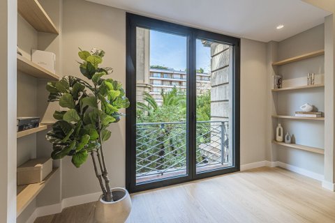 5 bedrooms apartment for sale in Barcelona, Catalonia, Spain № 7284 - photo 28