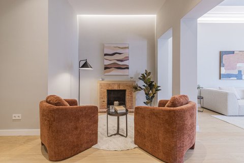 5 bedrooms apartment for sale in Barcelona, Catalonia, Spain № 7284 - photo 8