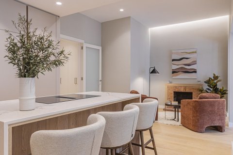 5 bedrooms apartment for sale in Barcelona, Catalonia, Spain № 7284 - photo 10