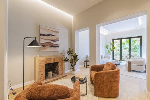 5 bedrooms apartment for sale in Barcelona, Catalonia, Spain № 7284 - photo 9