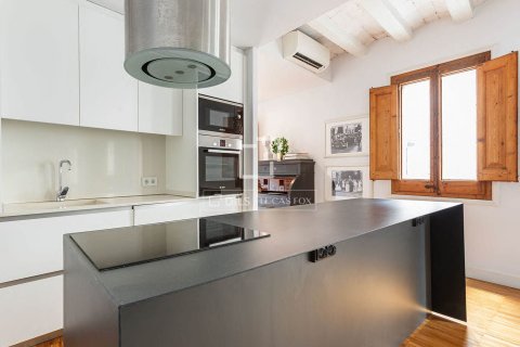 Купить квартиру в Барселона, Испания с 2 спальни, 101м², № 7281 - фото 16