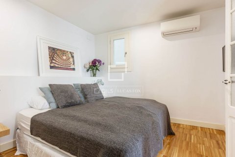 Купить квартиру в Барселона, Испания с 2 спальни, 101м², № 7281 - фото 8
