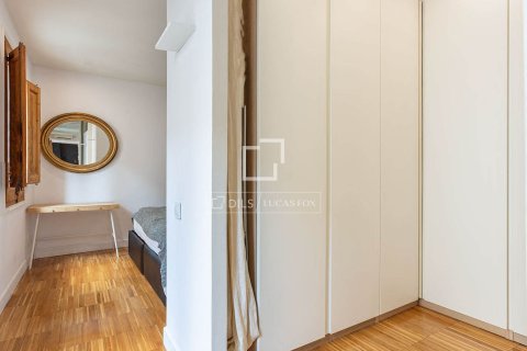 Купить квартиру в Барселона, Испания с 2 спальни, 101м², № 7281 - фото 9