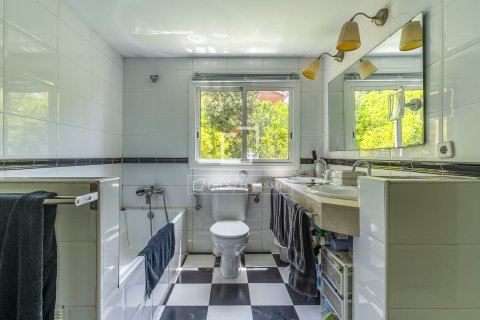 5 bedrooms villa for sale in Barcelona, Catalonia, Spain № 7279 - photo 22