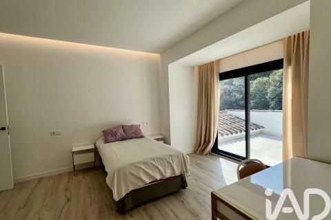 Сasa de 8 dormitorios en venta en Sant Andreu de Llavaneres, Barcelona, Cataluña, Spain № 4784 - foto 16
