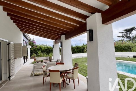 Сasa de 8 dormitorios en venta en Sant Andreu de Llavaneres, Barcelona, Cataluña, Spain № 4784 - foto 23