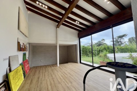 Сasa de 8 dormitorios en venta en Sant Andreu de Llavaneres, Barcelona, Cataluña, Spain № 4784 - foto 24