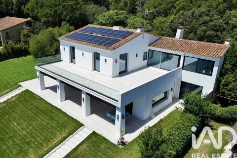 Сasa de 8 dormitorios en venta en Sant Andreu de Llavaneres, Barcelona, Cataluña, Spain № 4784 - foto 3