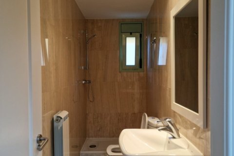 Casa adosada de 4 dormitorios en venta en Begur, Gerona, Cataluña, Spain № 4779 - foto 27
