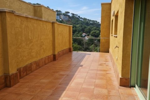 Casa adosada de 4 dormitorios en venta en Begur, Gerona, Cataluña, Spain № 4779 - foto 22
