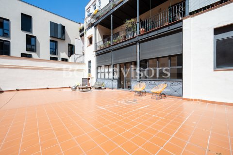 Apartamento de 7 dormitorios en venta en Barcelona, Cataluña, Spain № 2857