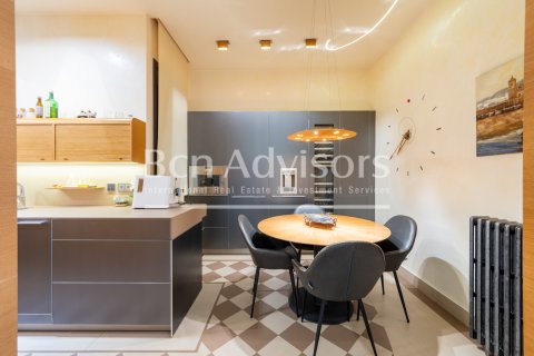 Apartamento de 2 dormitorios en venta en Barcelona, Cataluña, Spain № 2858 - foto 14