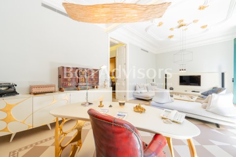 Apartamento de 2 dormitorios en venta en Barcelona, Cataluña, Spain № 2858 - foto 6