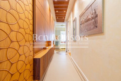 Apartamento de 2 dormitorios en venta en Barcelona, Cataluña, Spain № 2858 - foto 21
