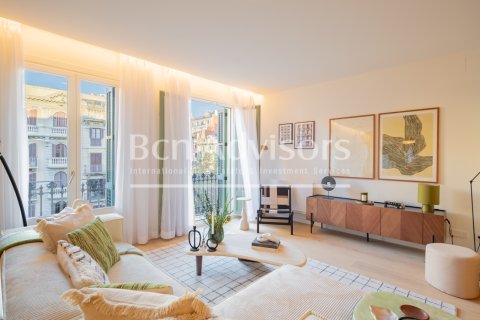 Apartamento de 2 dormitorios en venta en Barcelona, Cataluña, Spain № 2863 - foto 2